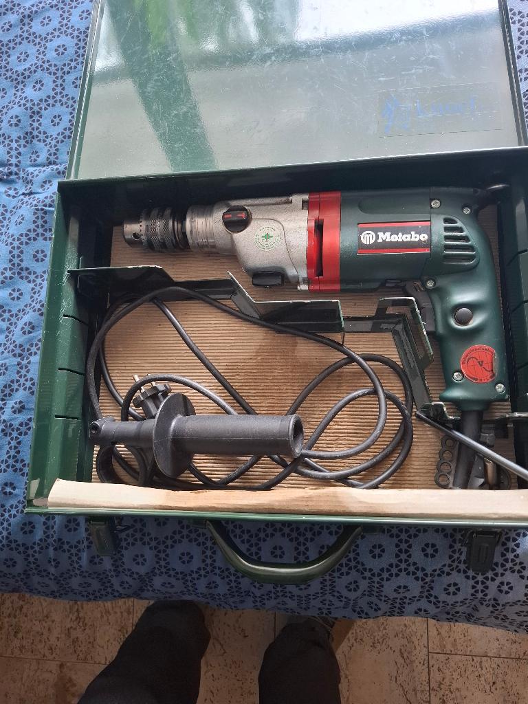 Klopboor Boormachine, Doe-het-zelf en Verbouw, Ophalen, Zo goed als nieuw, Boor- en Schroefmachine, Variabele snelheid