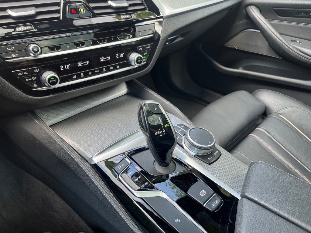 Foto 12 van Bmw 5-SERIE TOURING 520I HIGH EXECUTIVE / SCHUIFDAK / LEDER