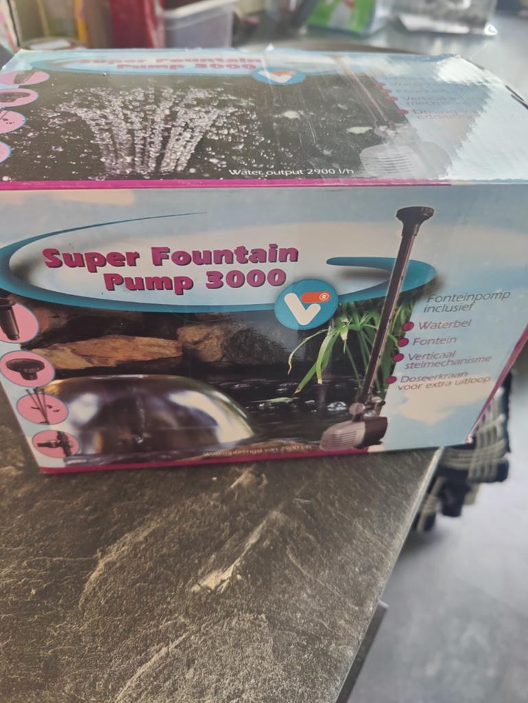 Fontijnpomp, Tuin en Terras, Ophalen of Verzenden, Zo goed als nieuw, Kunststof, Fontein