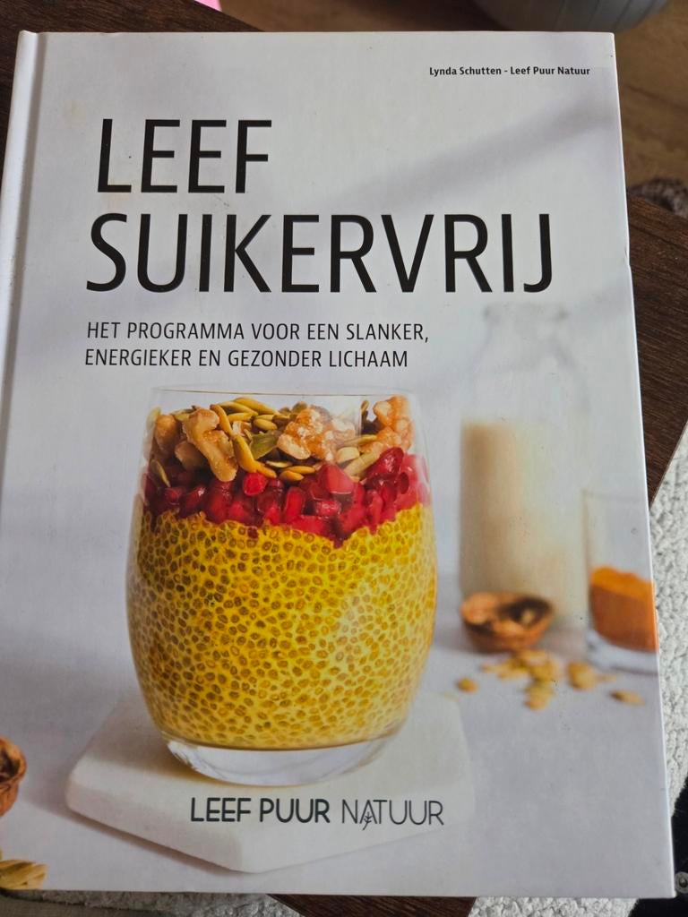 Leef Suikervrij - Lynda Schutten, Ophalen of Verzenden, Zo goed als nieuw, Gezondheid en Conditie, Lynda Schutten