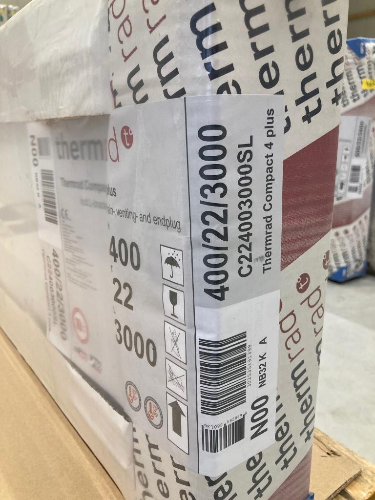 Nieuwe radiatoren 300/400/600 hoog x 3000 breed type 21/22, 30 tot 80 cm, Hoog rendement (Hr), Radiator, Nieuw