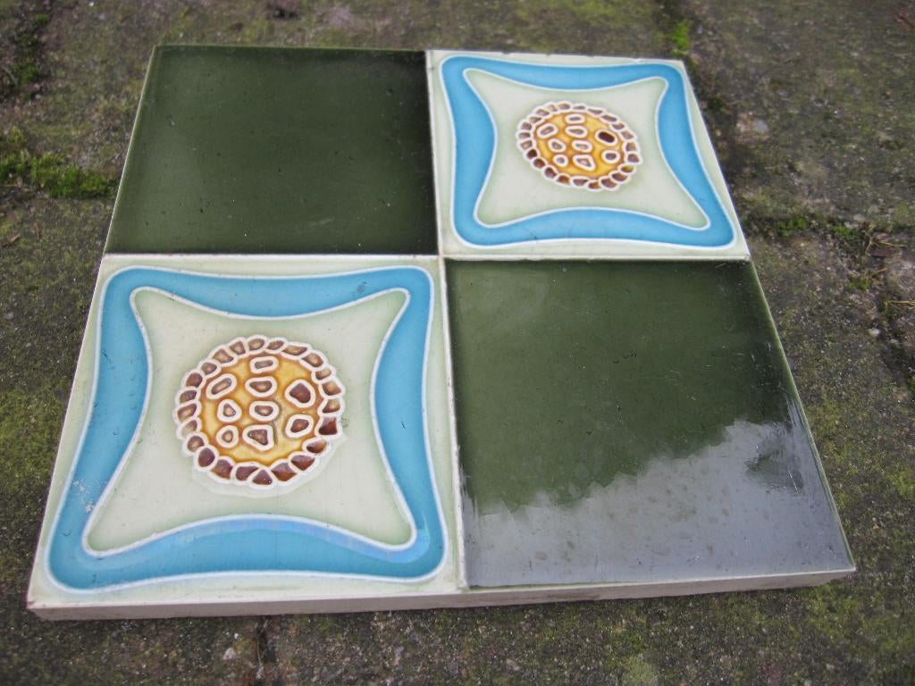 10 antieke wandtegels, olijfgroen en blauw 15x15cm, Antiek en Kunst, Ophalen of Verzenden