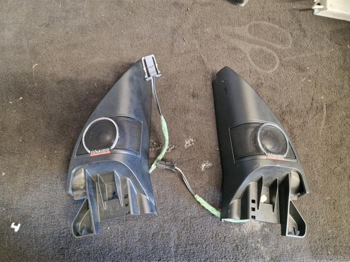 Speakerset van een Volkswagen Scirocco, Auto-onderdelen, Elektronica en Kabels, Volkswagen, Gebruikt, 3 maanden garantie
