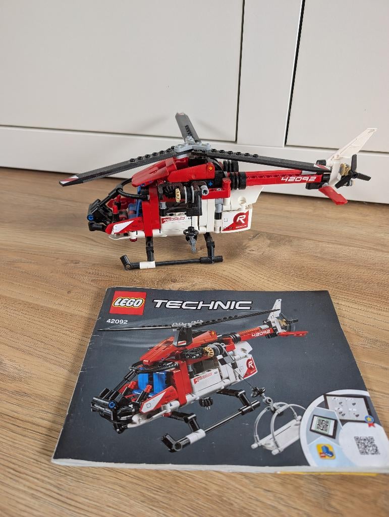 Lego Technic 42092 Reddingshelikopter, Ophalen of Verzenden, Zo goed als nieuw, Complete set, Lego