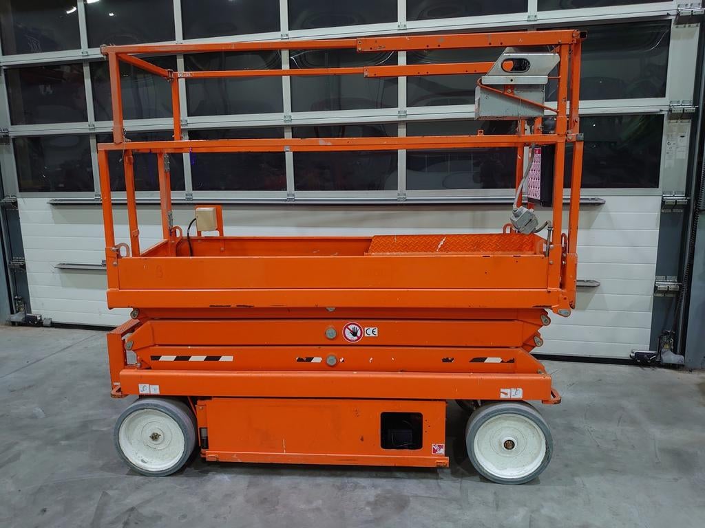 Skyjack SJ111 3220 Schaarhoogwerker, Ophalen