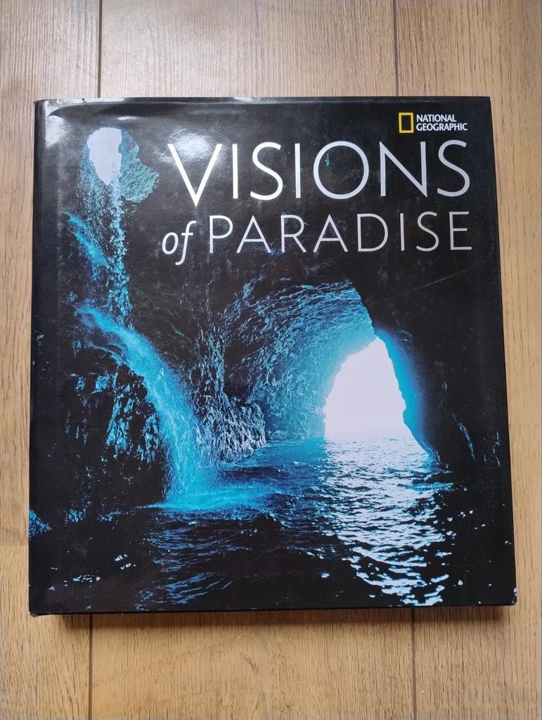 Fotoboek Visions of Paradise - National Geographic, Ophalen of Verzenden, Zo goed als nieuw, National Geographic