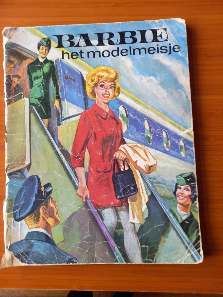 Barbie vintage stripboek: Barbie het modelmeisje, Boeken, Stripboeken, Eén stripboek, Ophalen of Verzenden, Gelezen