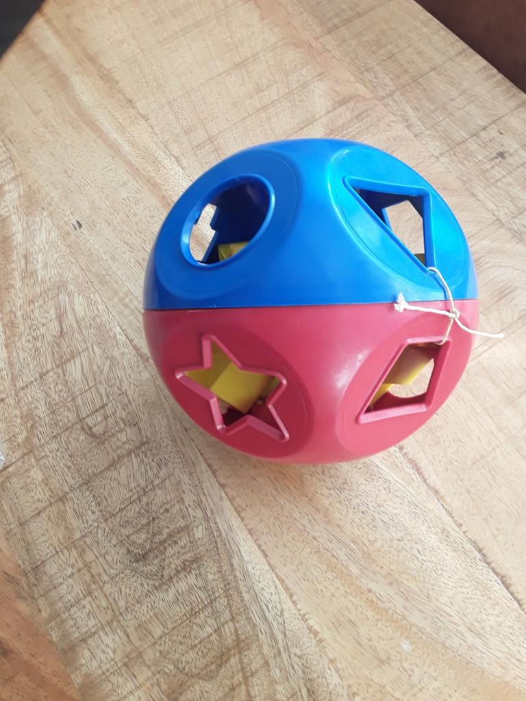 Tupperware vormen bal compleet, Kinderen en Baby's, Ophalen, Zo goed als nieuw