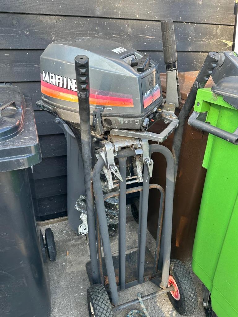 Foto 5 van Visboot muliti functionele bootje met 10PK 2takt motor