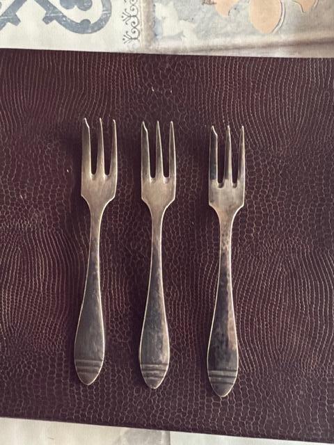 3 vintage verzilverde taartvorkjes Z.F.V., Antiek en Kunst, Antiek | Bestek, Ophalen of Verzenden