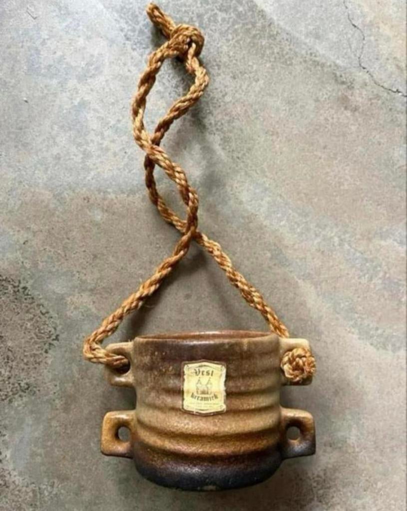 Vest Keramiek v Woerden Gouda hangpot plantenhanger vintage, Antiek en Kunst, Antiek | Keramiek en Aardewerk, Ophalen of Verzenden