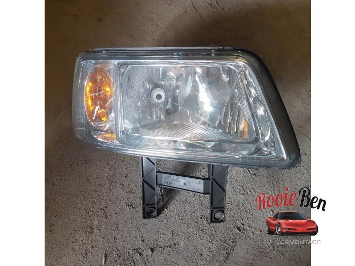 Koplamp rechts van een Volkswagen Transporter, Gebruikt, -, Volkswagen, -
