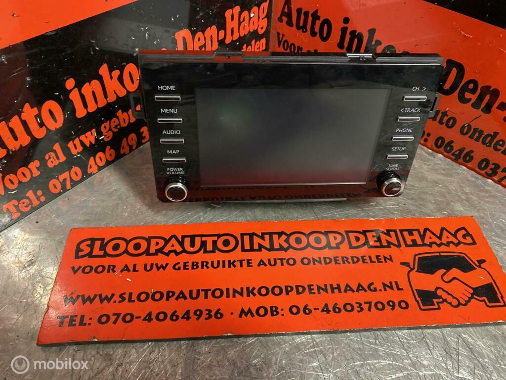 Toyota Yaris ('20-'23) Radio Navigatie Bluetooth 86140-0D580, Gebruikt, Ophalen of Verzenden