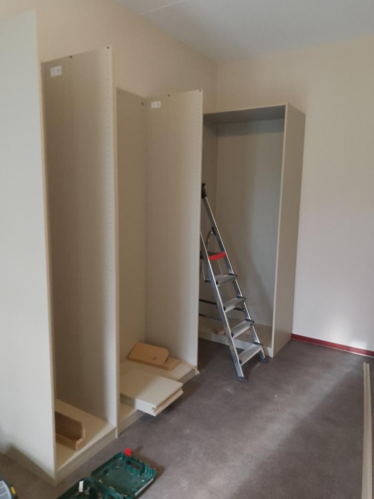 Allround Klusjes Man IKEA MONTAGE SCHILDER EN TIMMERWERK