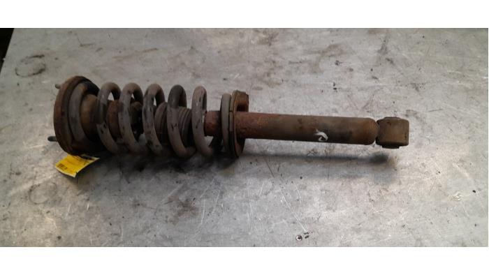 Schokdemperpoot rechts-voor van een Mitsubishi Pajero, Gebruikt, -, -, Ophalen of Verzenden