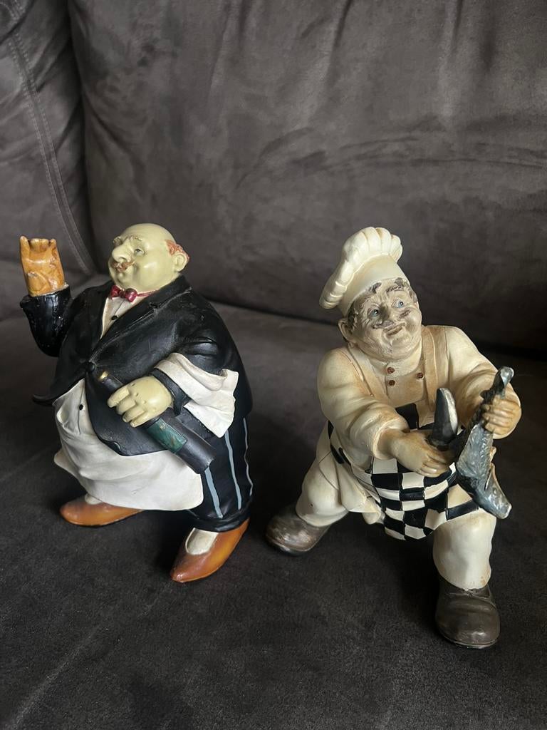 2 Vintage Beeldjes van een Kok en een Butler., Verzamelen, Beelden en Beeldjes, Ophalen of Verzenden, Zo goed als nieuw, Mens