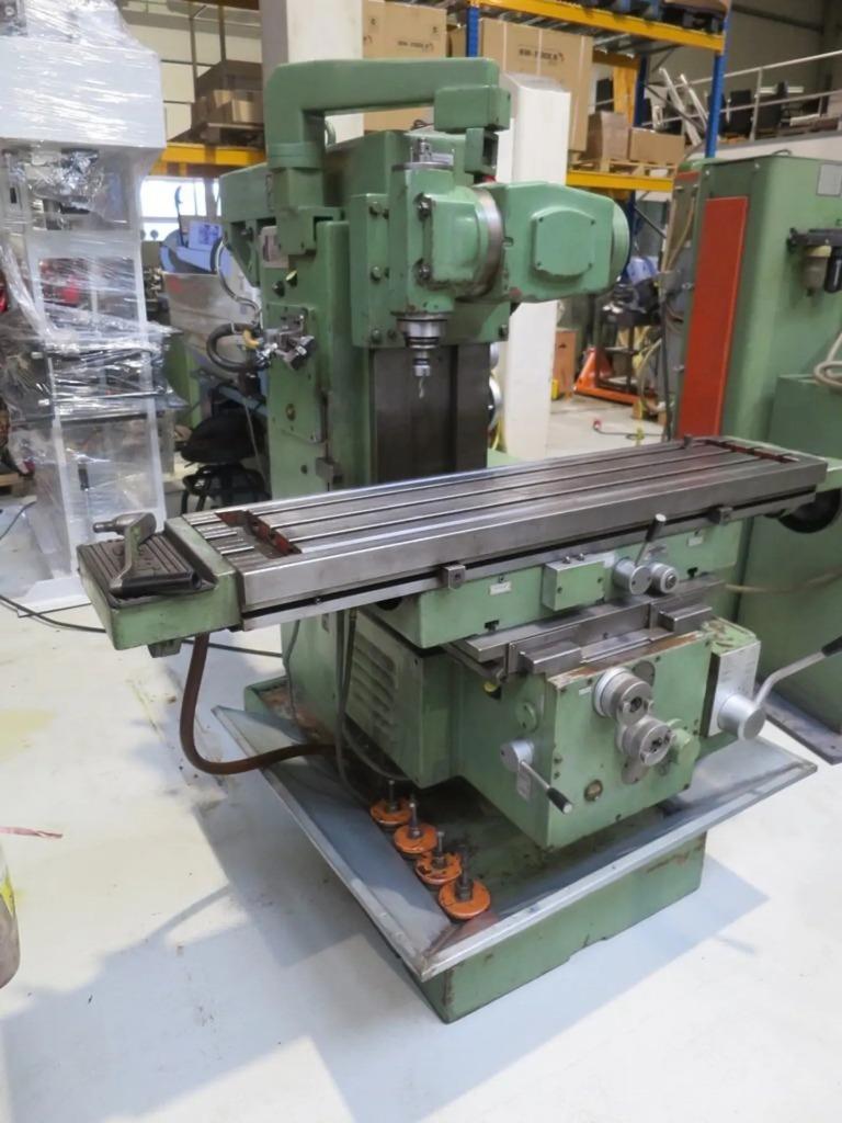 Freesmachine voor metaal, Ophalen