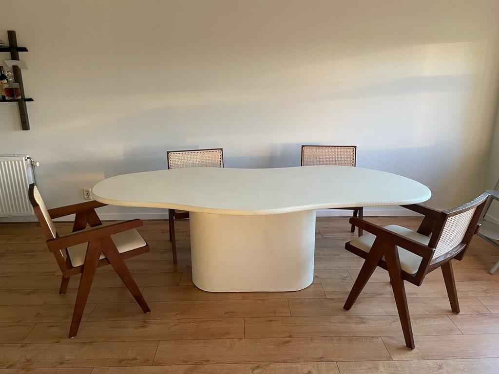 NIEUW** Organische beton ciré tafel, Huis en Inrichting, Ophalen of Verzenden, Nieuw, Vijf personen of meer