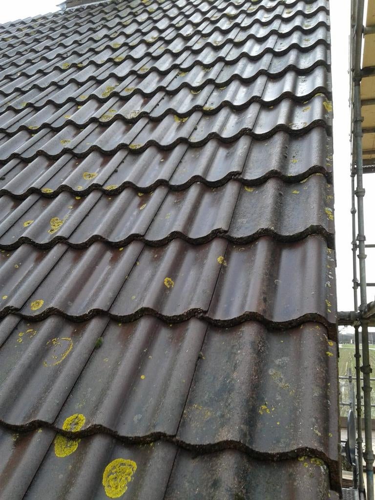 Sneldek dakpannen gevelpan  nokvorst dakpan dakbedekking, Doe-het-zelf en Verbouw, Dakpannen en Dakbedekking, Ophalen, Gebruikt
