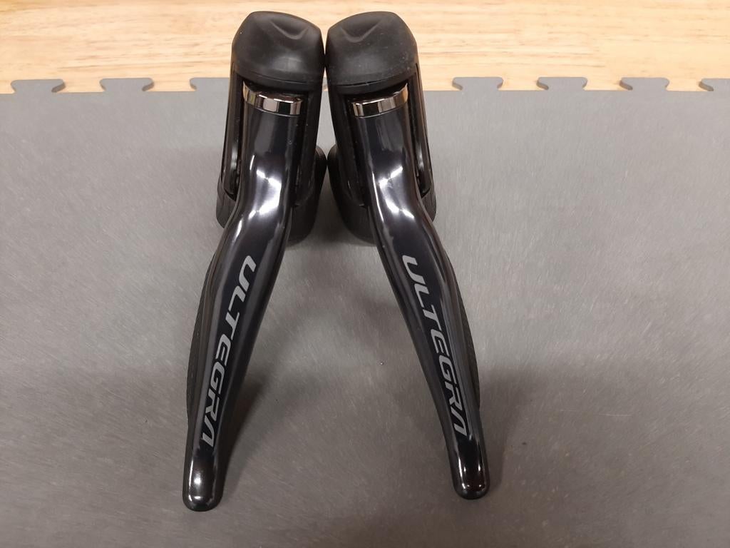 Ultegra di2, disc 8050 & 8070 onderdelen, Ultegra di2 8070 shifters, Ophalen of Verzenden, Zo goed als nieuw, Derailleur of Ketting
