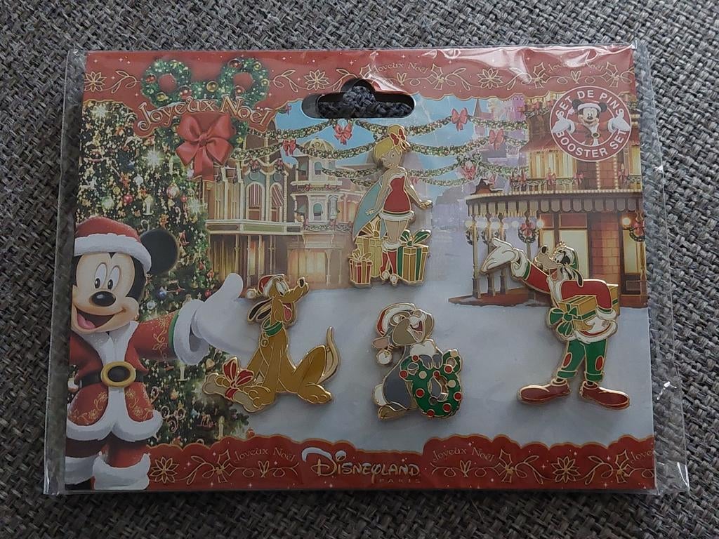 Disney Kerst Pins Booster Set - Nieuw!, Verzamelen, Diddl, Ophalen of Verzenden, Overige figuren, Nieuw, Overige typen