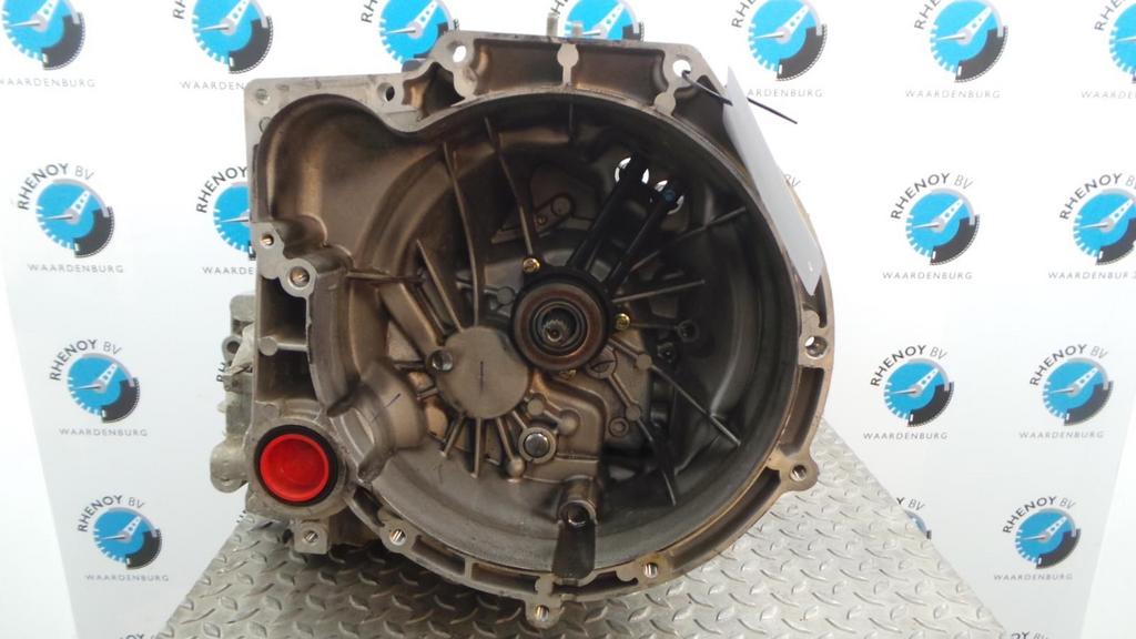FORD ECOSPORT TRANSMISSIE / VERSNELLINGSBAK 2015, Ophalen of Verzenden, Gebruikt, Stiba lid