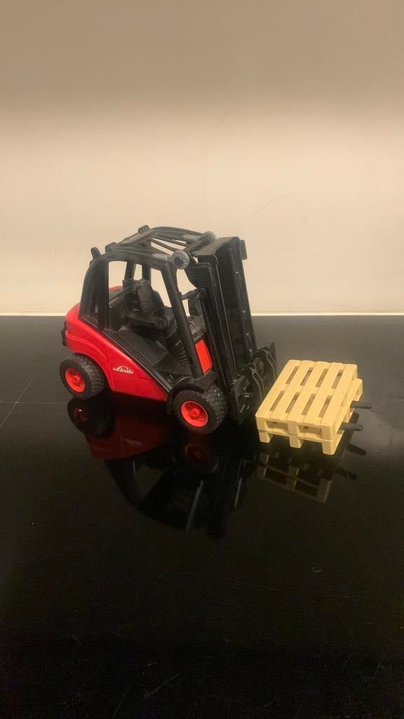 Te koop linde speelgoed heftruck, Ophalen, Zo goed als nieuw
