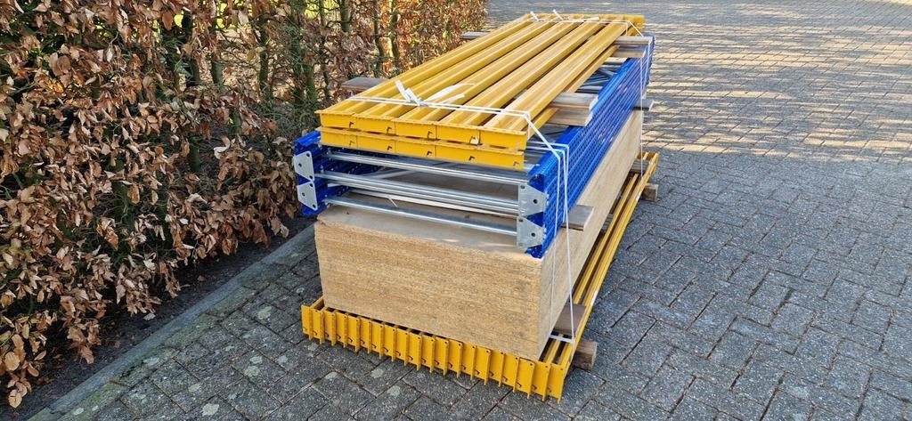 8 meter Esmena grootvakstelling , magazijnstelling, Ophalen