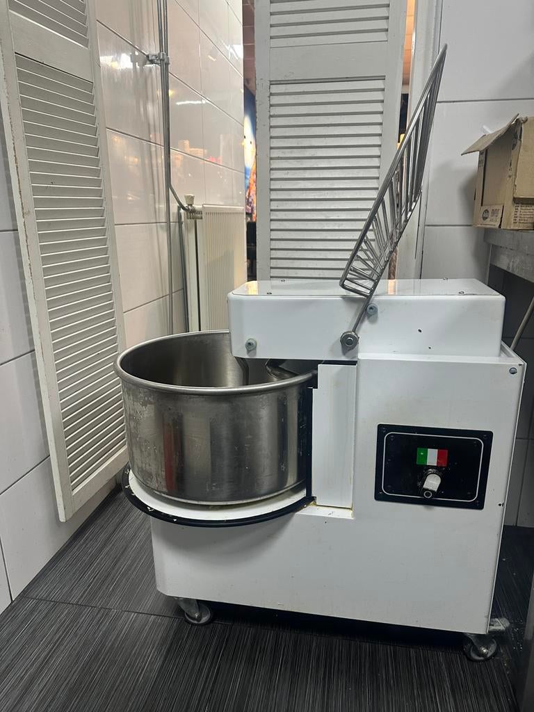 Deegmachine voor Horeca kan ook inruil, Zakelijke goederen, Horeca | Keukenapparatuur, Ophalen of Verzenden, Koelen en Vriezen