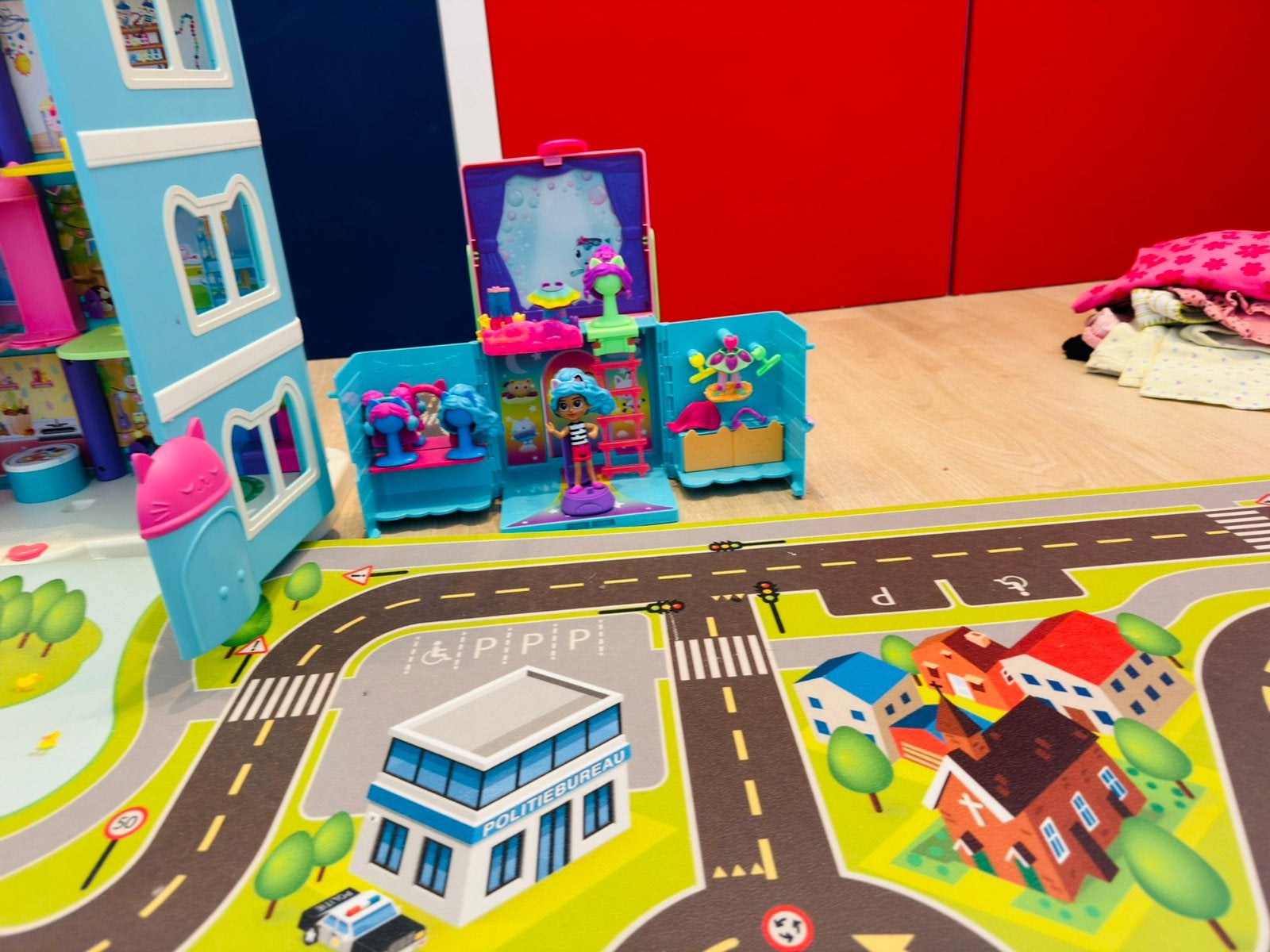 Gaby’s Dollhouse Poppenhuis Compleet Speelpakket!, Kinderen en Baby's, Ophalen