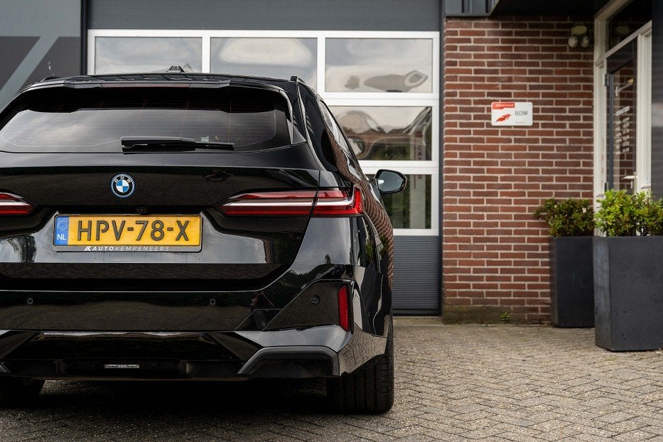BMW 5 Serie 530 530e xDrive Touring M Sport | Driving Ass. +, Auto's, Automaat, Gebruikt, 4 cilinders, 2000 kg