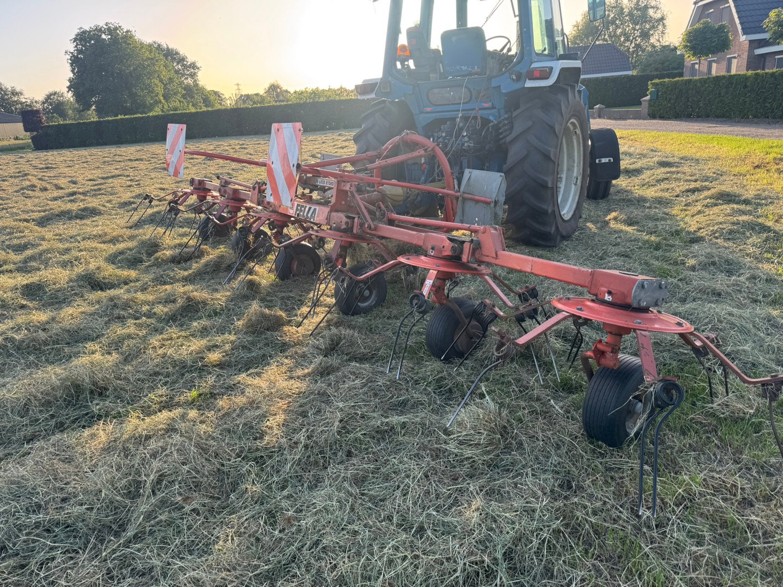 Fella TH680D Hooischudder met schuinverstelling, Ophalen, Veehouderij, Weidebouw