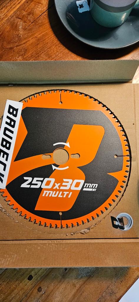 NIEUW! Multimateriaal Zaagblad 250mm 80 Tanden Asgat 30mm, Cirkelzaag, BAUBECK, 70 mm of meer, Nieuw