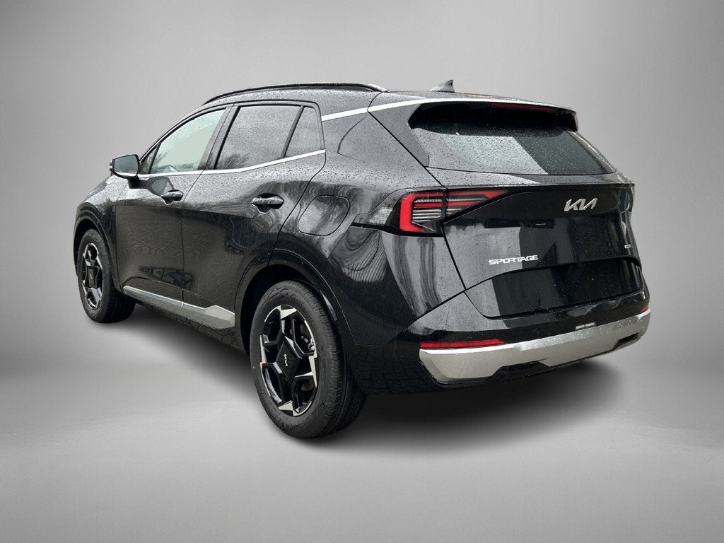 Kia Sportage 1.6 T-GDi Hybrid DynamicPlusLine (bj 2026), Auto's, Kia, Automaat, 12 maanden, Metallic lak, Zwart