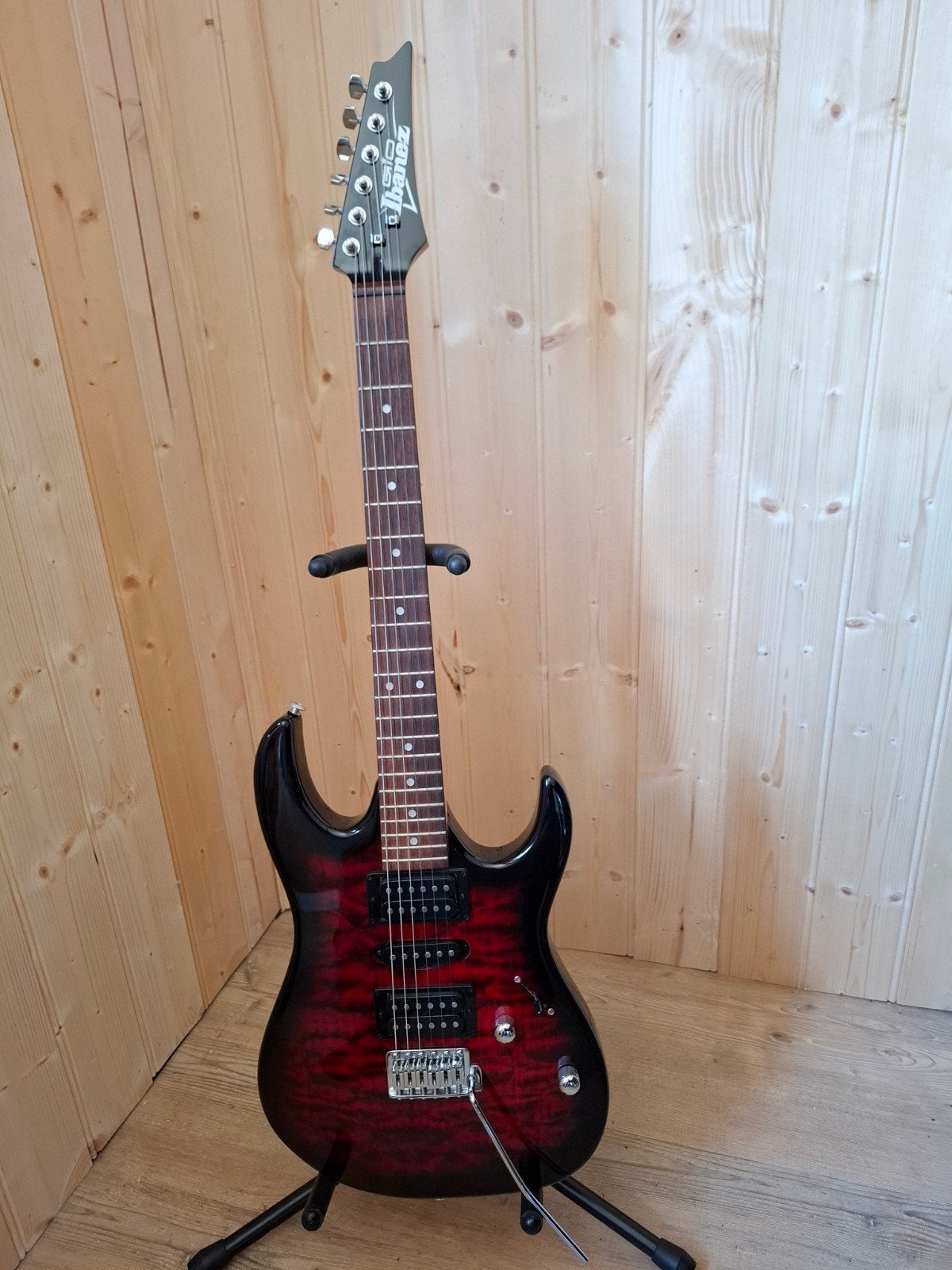 Ibanez Gio, elektrische gitaar,humbuckers, etc., Ophalen of Verzenden, Zo goed als nieuw, Overige typen