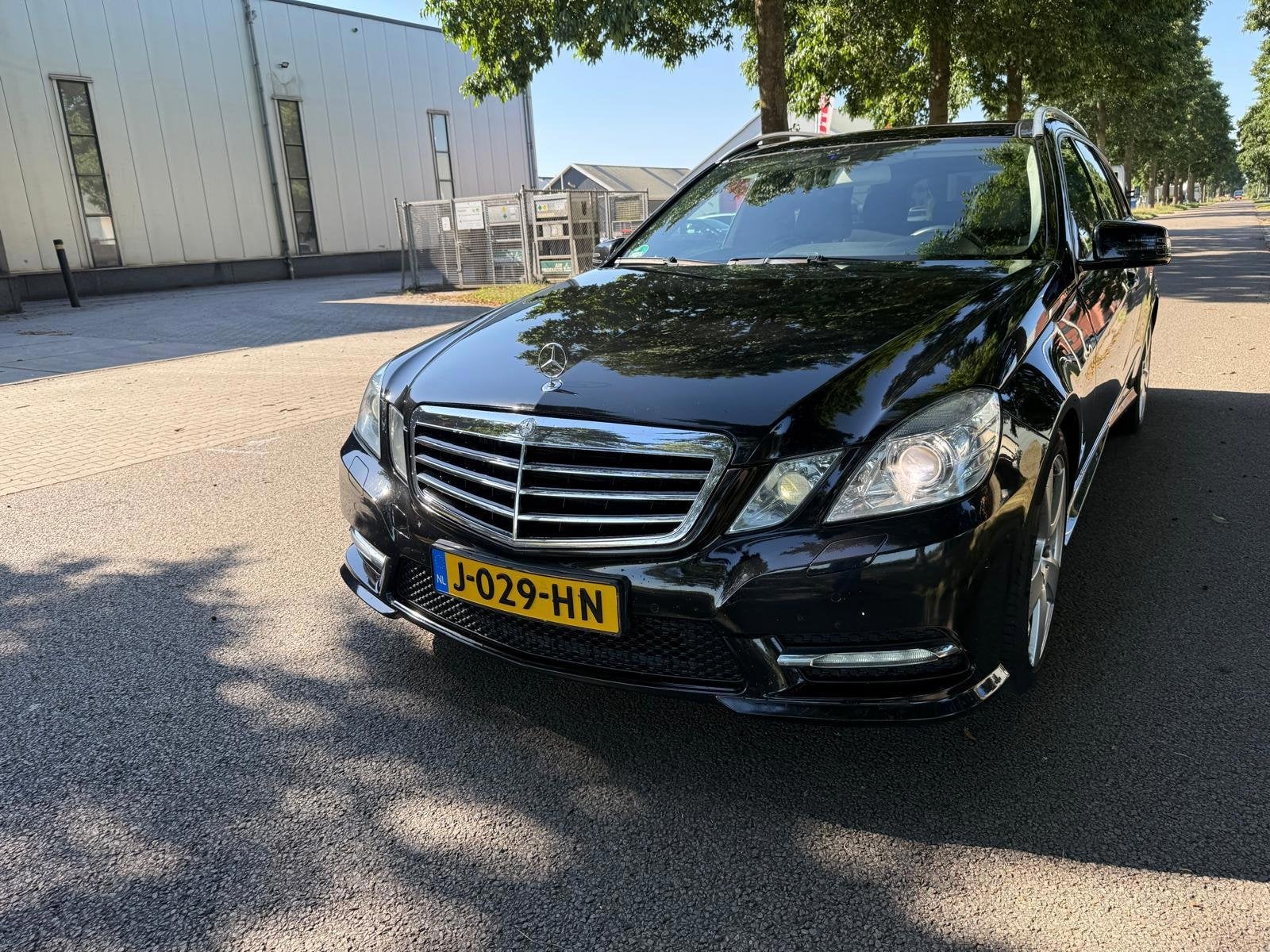 Mercedes-Benz E-klasse Estate 200 CGI Edition Sport AMG zeer, Automaat, Euro 5, Gebruikt, Zwart