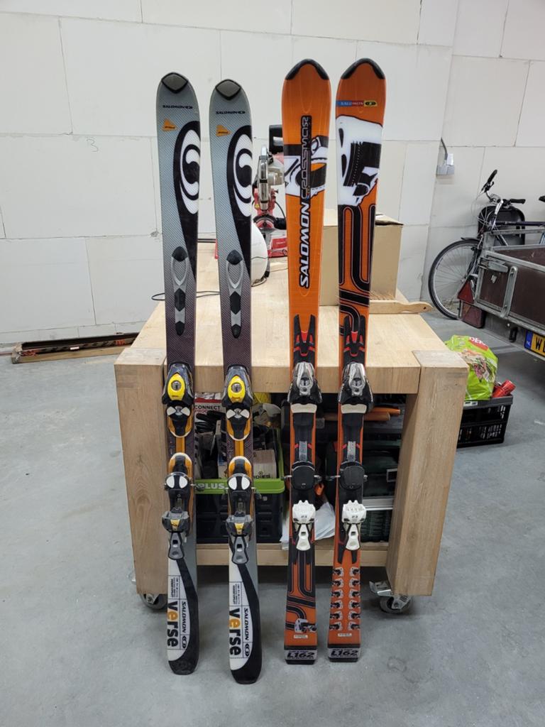 Ski's 160cm + schoenen en stokken salomon, Sport en Fitness, 160 tot 180 cm, Zo goed als nieuw, Ski's, Ophalen