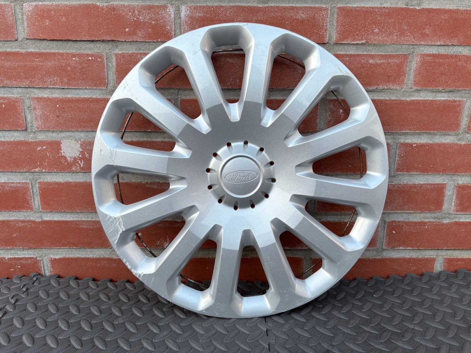 1 originele Ford Fiesta en Ka wieldop 15 inch, Ophalen of Verzenden, Gebruikt