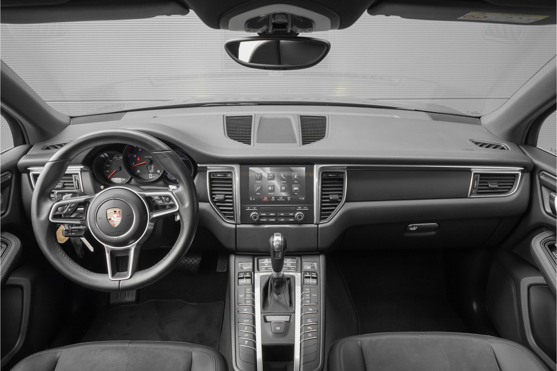 Porsche Macan 2.0 T Pano Luchtvering Camera Sportuitlaat 1e, 12 maanden, Gebruikt, 4 cilinders, Bedrijf