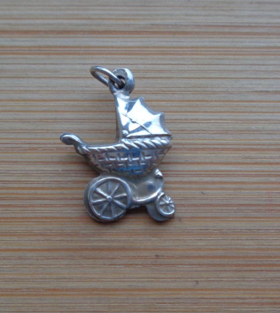 zilveren vintage bedel kinderwagen [350], Overige merken, Verzenden, Zo goed als nieuw, 1 bedel