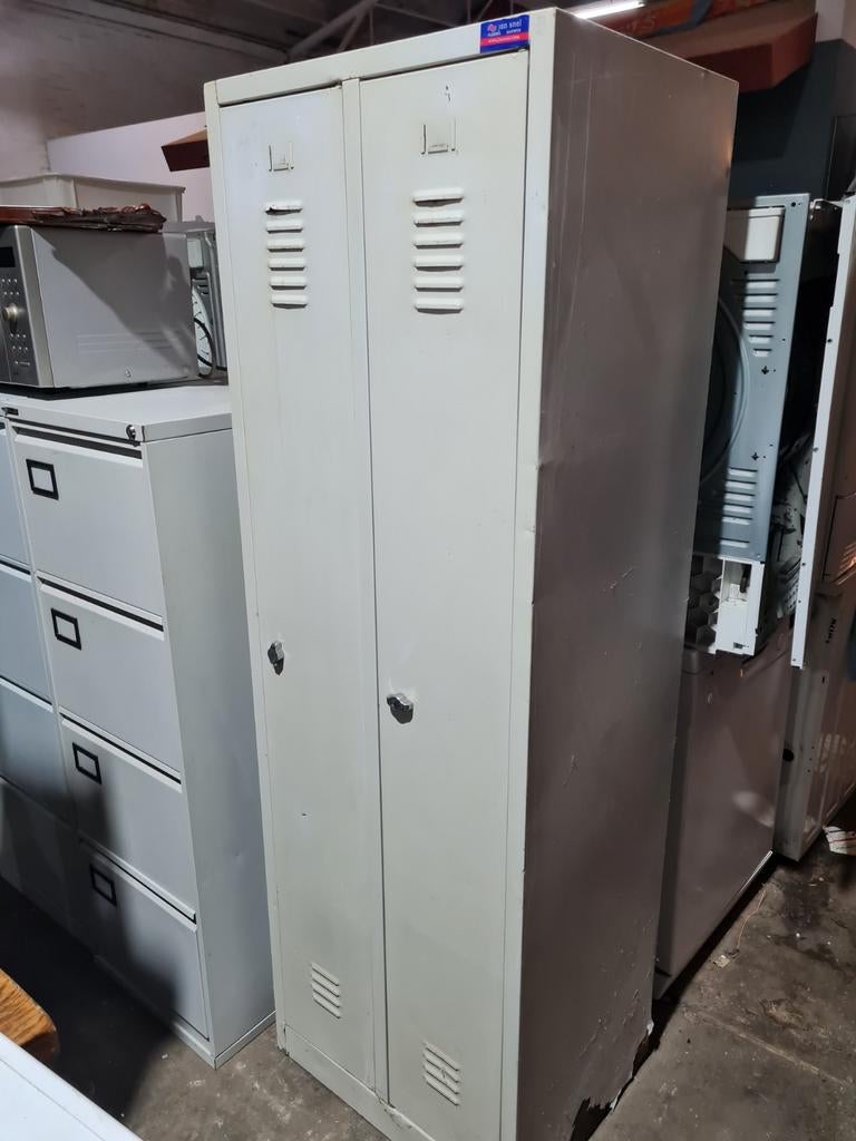 Metalen locker / kledingkast met twee deuren 60x50x181 cm, Ophalen, Gebruikt, Onbekend@voorbeeld.com, Onbekend