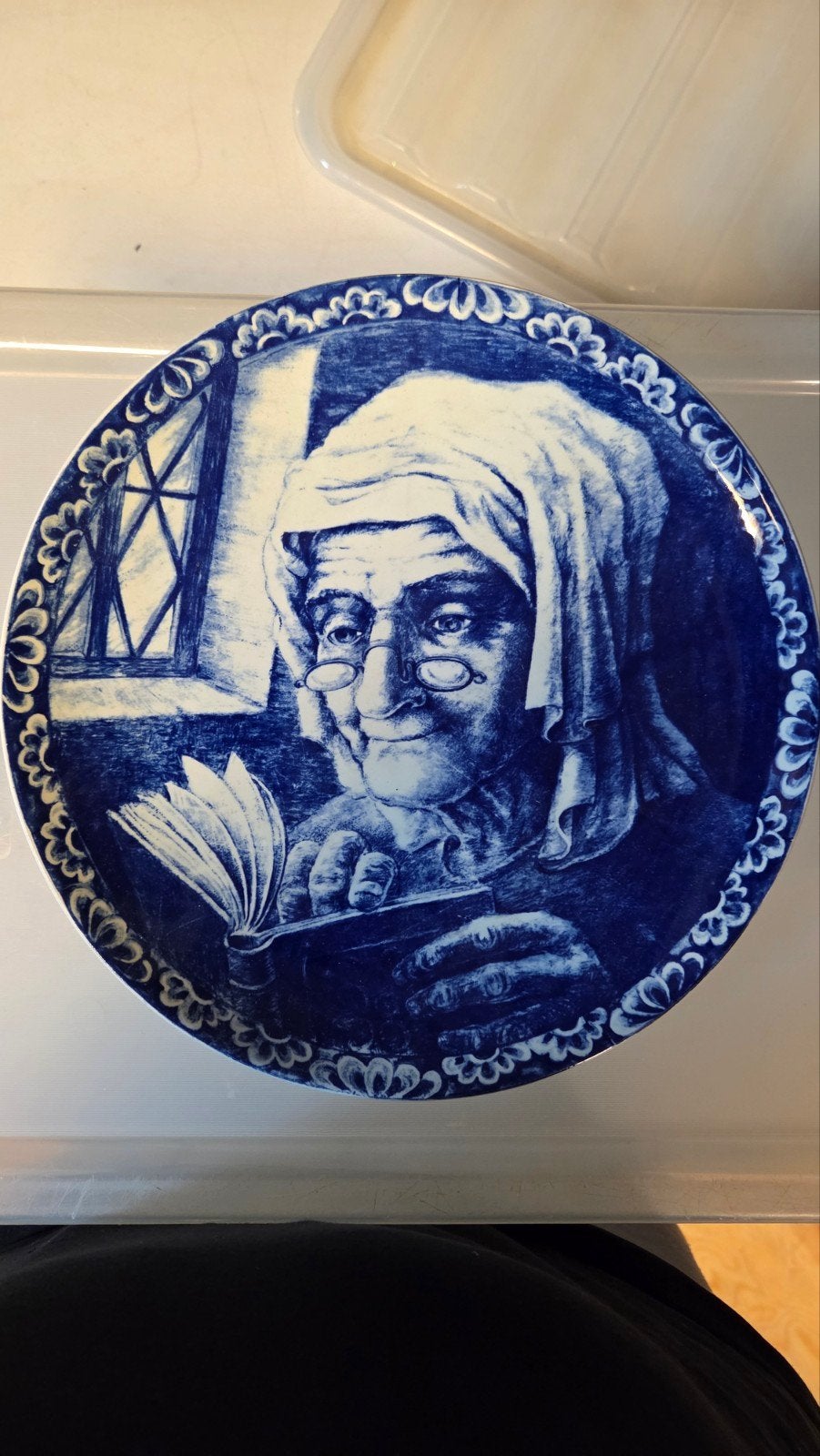 delftsblauw bord, Ophalen