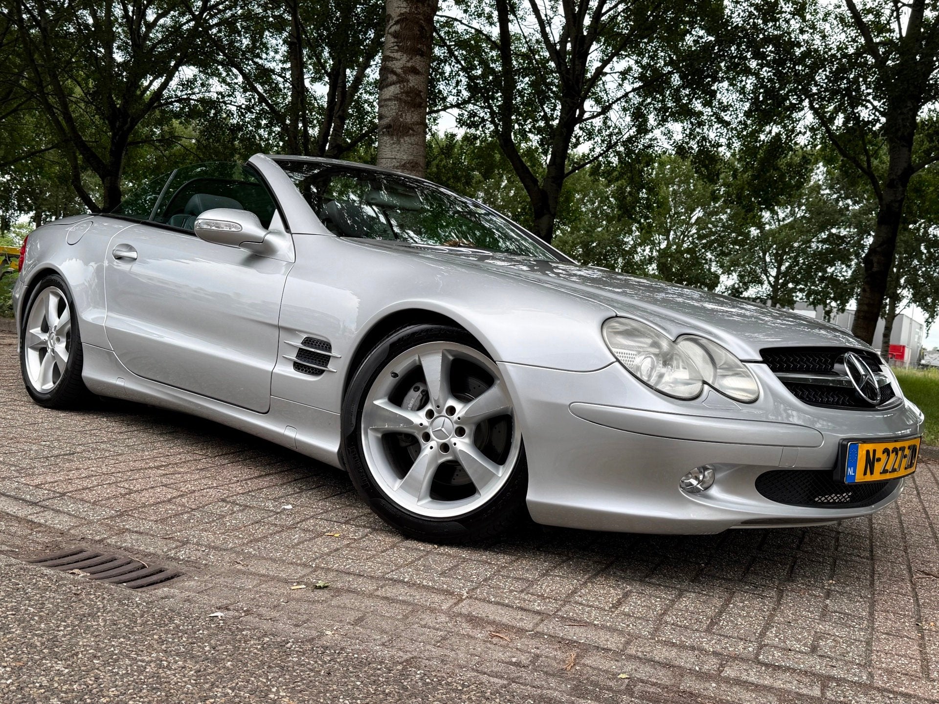 Mercedes-Benz SL-klasse 500 Apple CarPlay, Auto's, Automaat, Achterwielaandrijving, Gebruikt, 8 cilinders