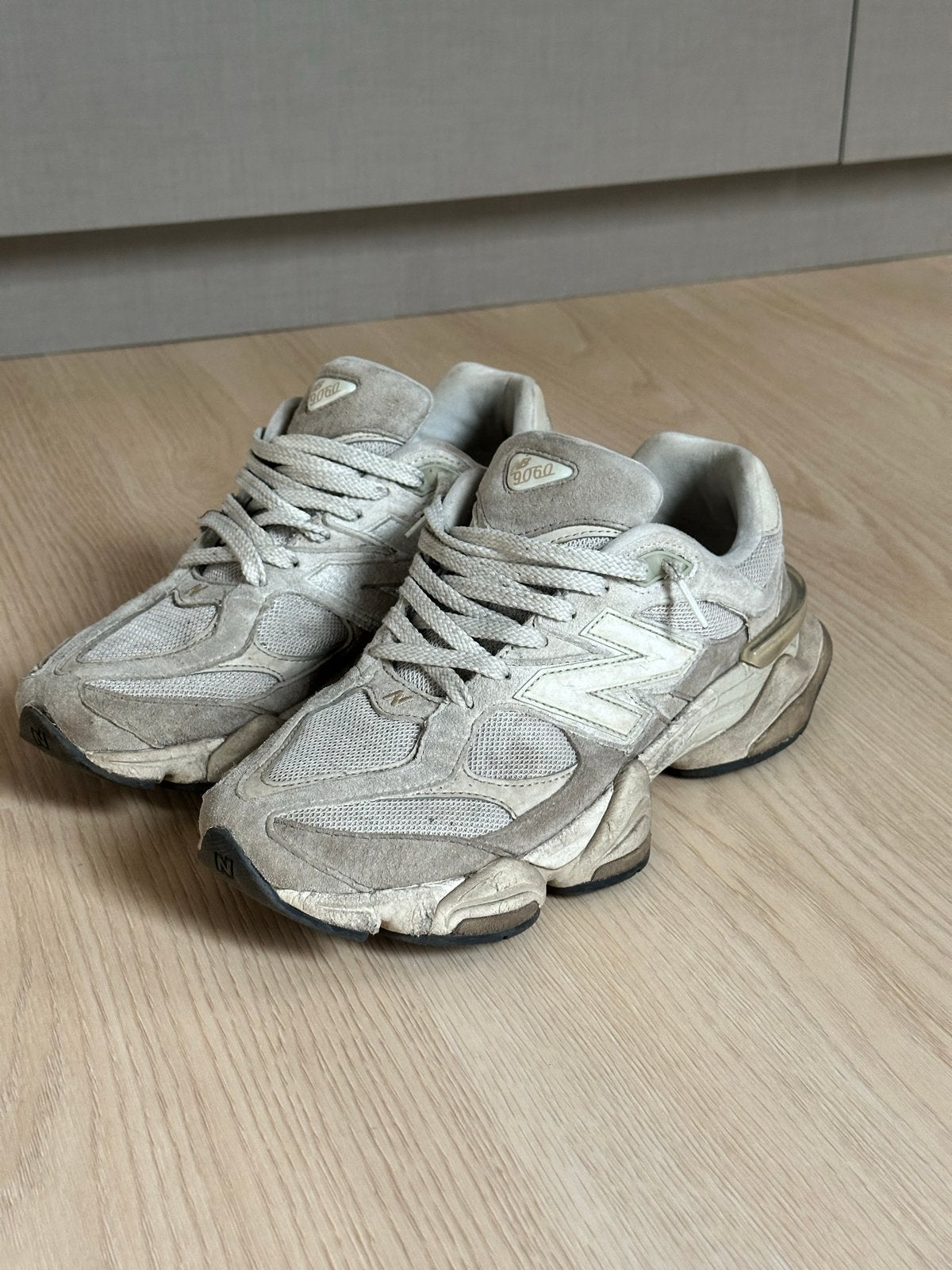 New Balance 9060 Sneakers - Maat 43, Verzenden, Gedragen, Overige kleuren, Sneakers of Gympen