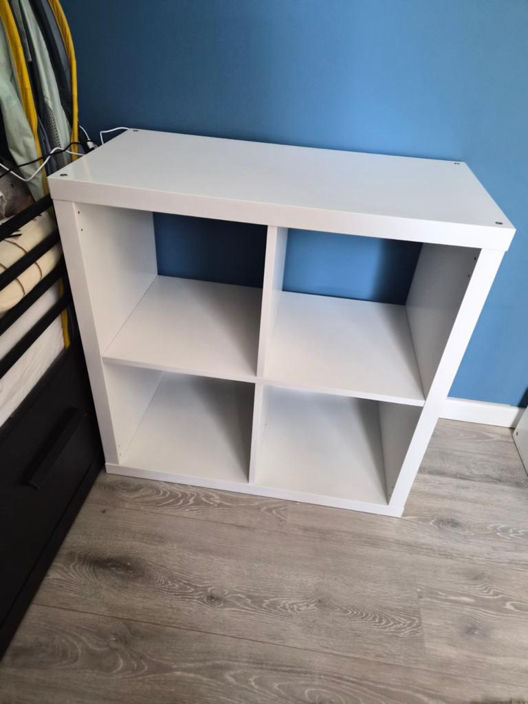 Kallax ikea 4 vakken en evt 2x inzet voor in de kast, Ophalen, Zo goed als nieuw, Minder dan 150 cm, Minder dan 100 cm