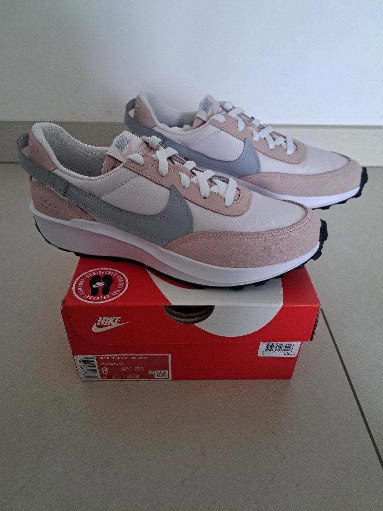 Nieuw Nike sneakers, Nike, Nieuw, Ophalen of Verzenden, Sneakers of Gympen