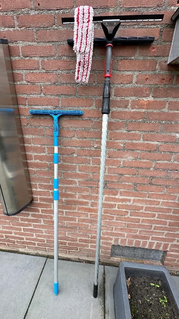 Raamwissers met telescoop, Ophalen
