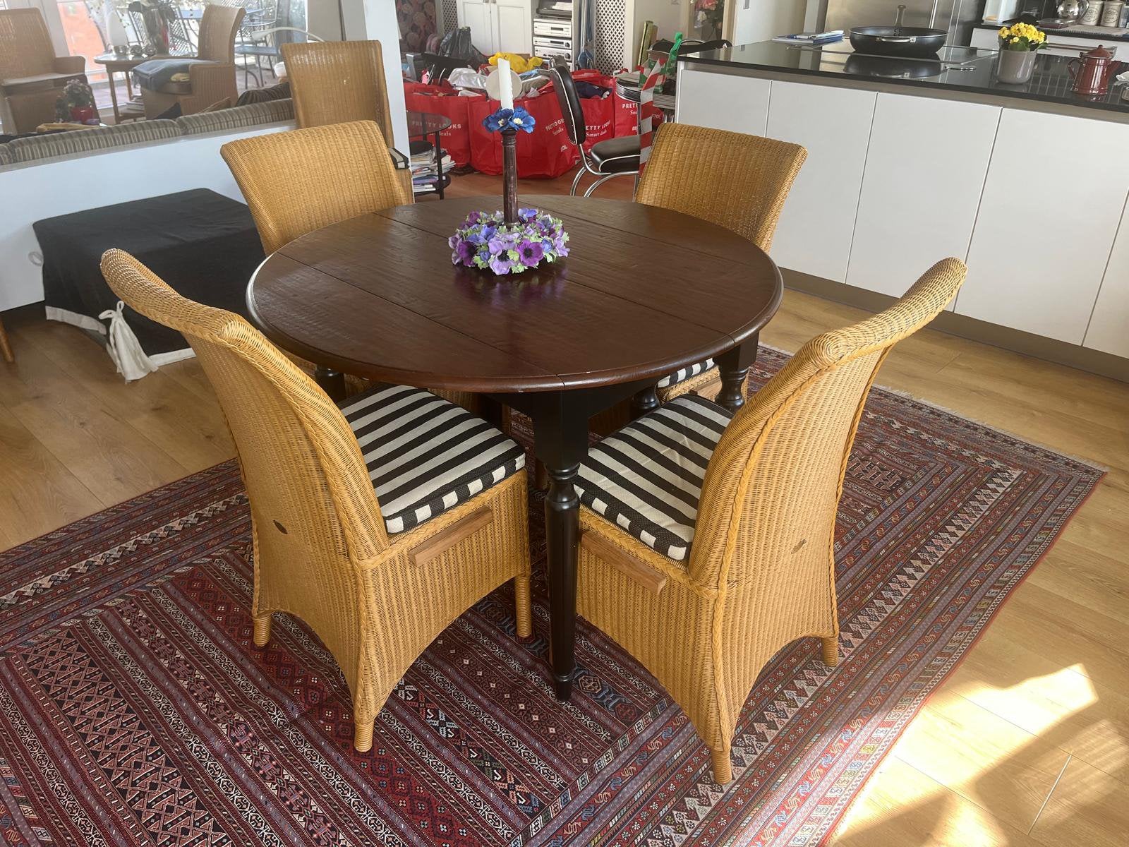 Originele Lloyd Loom stoelen 4 keer, Ophalen, Zo goed als nieuw, Bruin, Vijf, Zes of meer stoelen