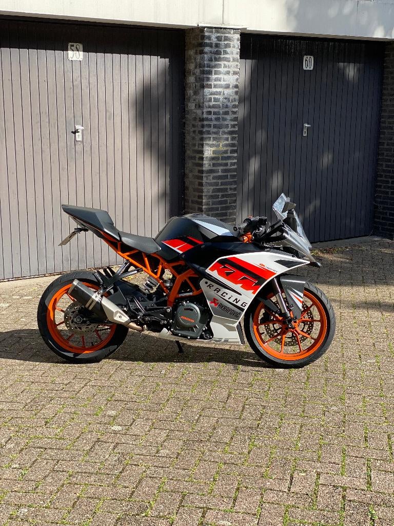 KTM RC390 2018, Motoren, Motoren | KTM, Occasion, 373 cc, Minimaal motorrijbewijs A2, Handgeschakeld