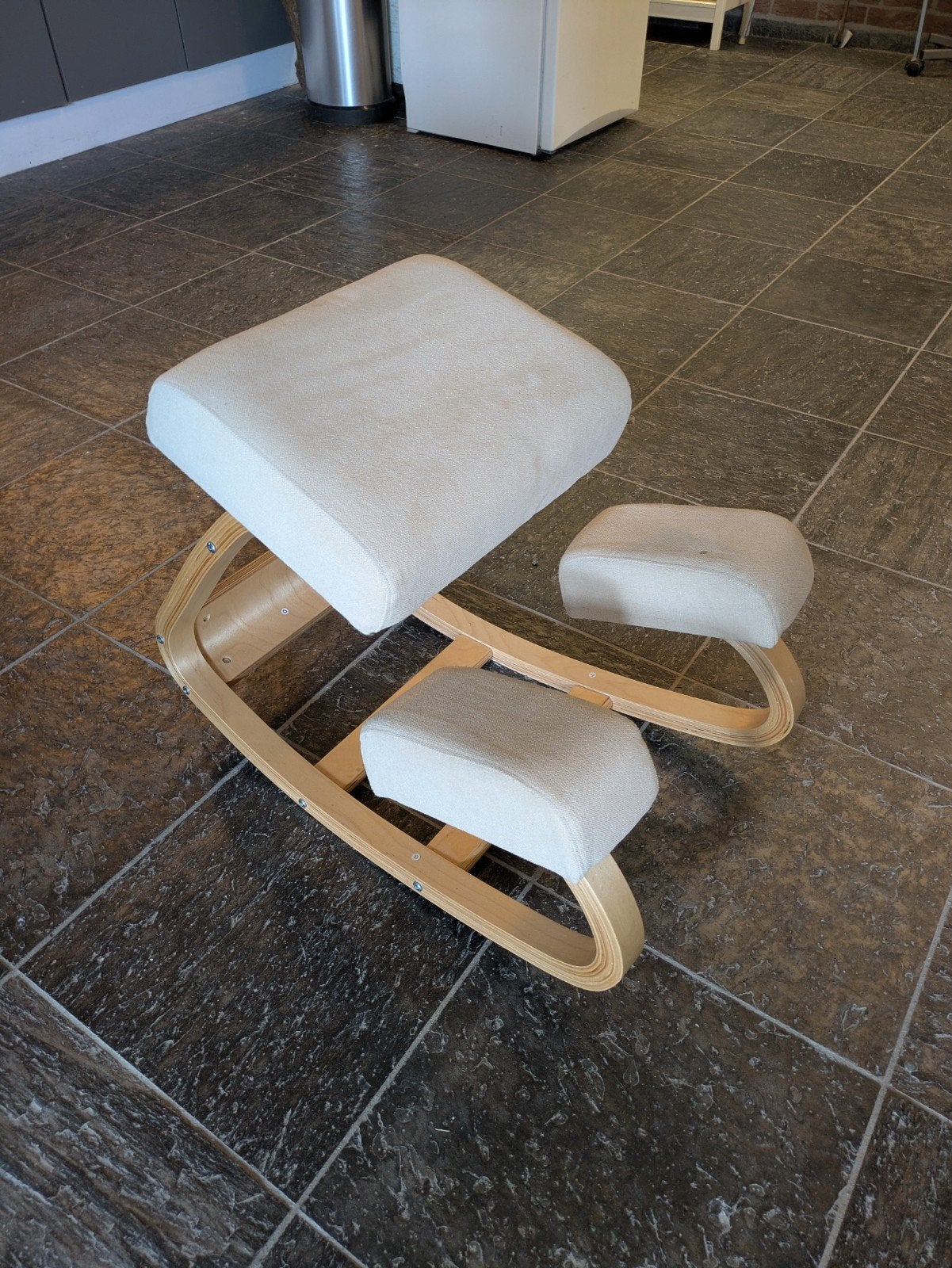 Ergonomische kniestoel, Huis en Inrichting, Ophalen, Gebruikt, Eén